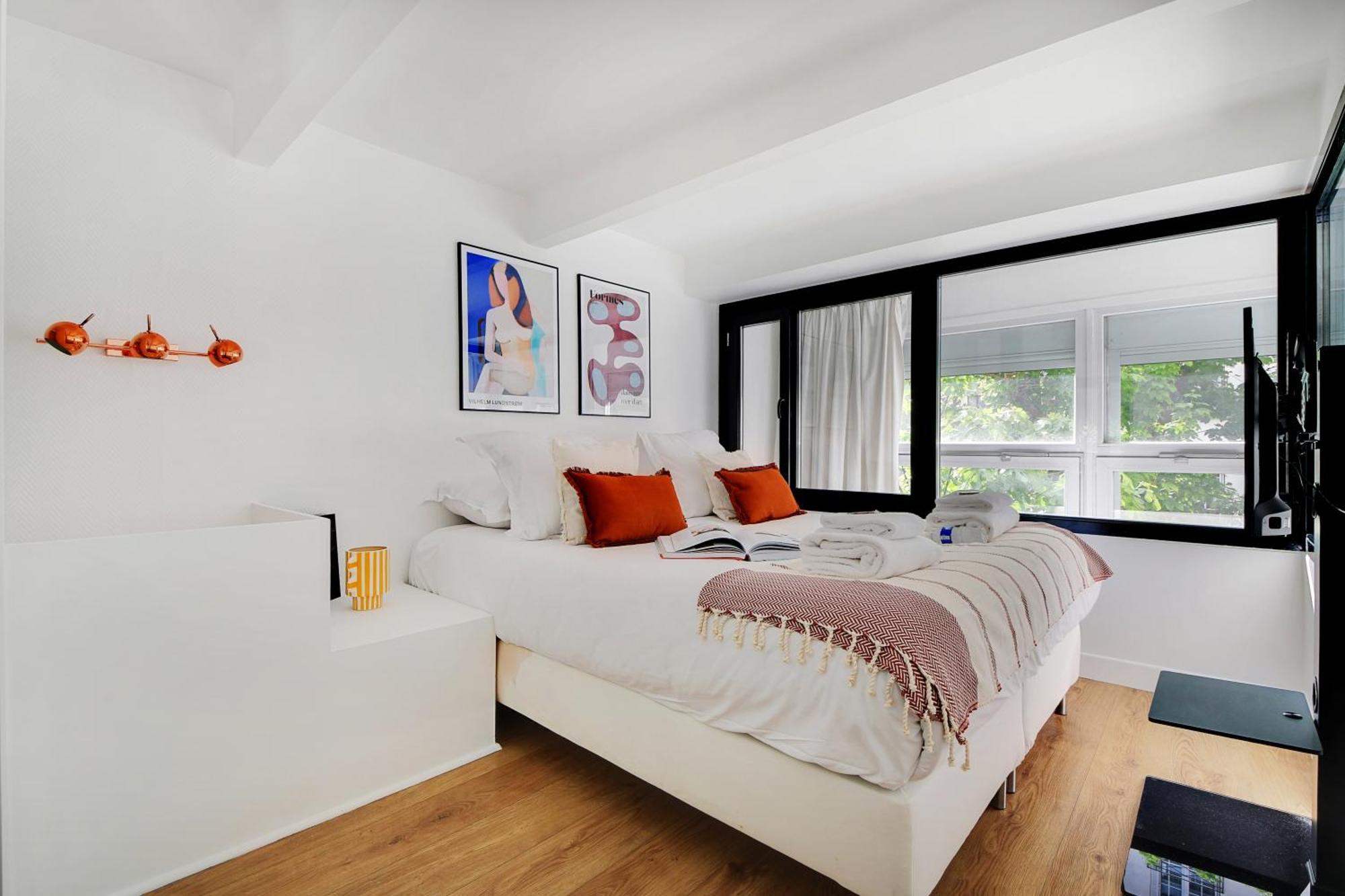 Апартаменты Amazing Loft 2Br - Eiffel Tower Париж Экстерьер фото